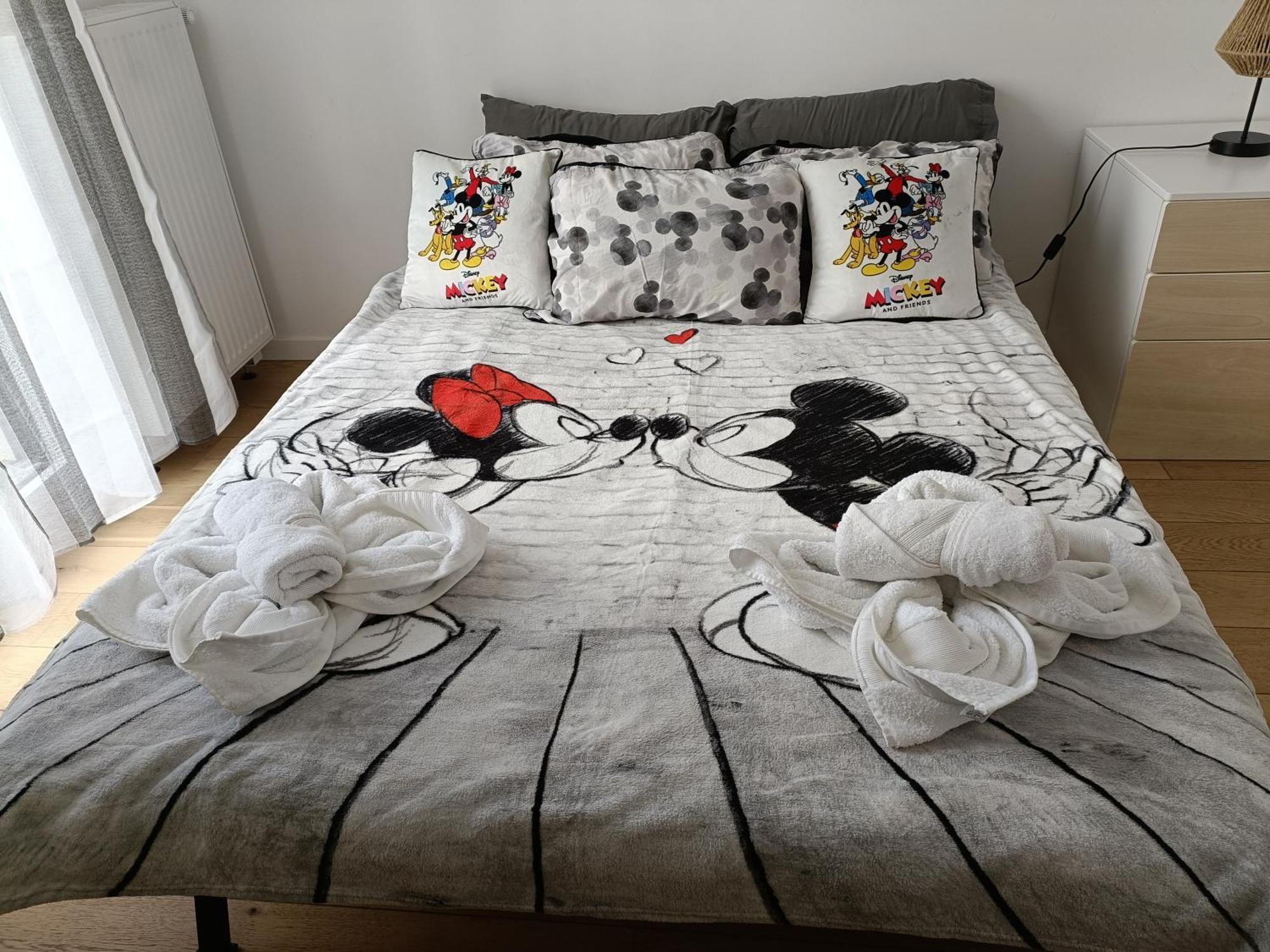 Disney - Paris 5 Min De Disney - Pk Prive Gratuit - 4 Personnes - Terrasse Jardin شيسي المظهر الخارجي الصورة