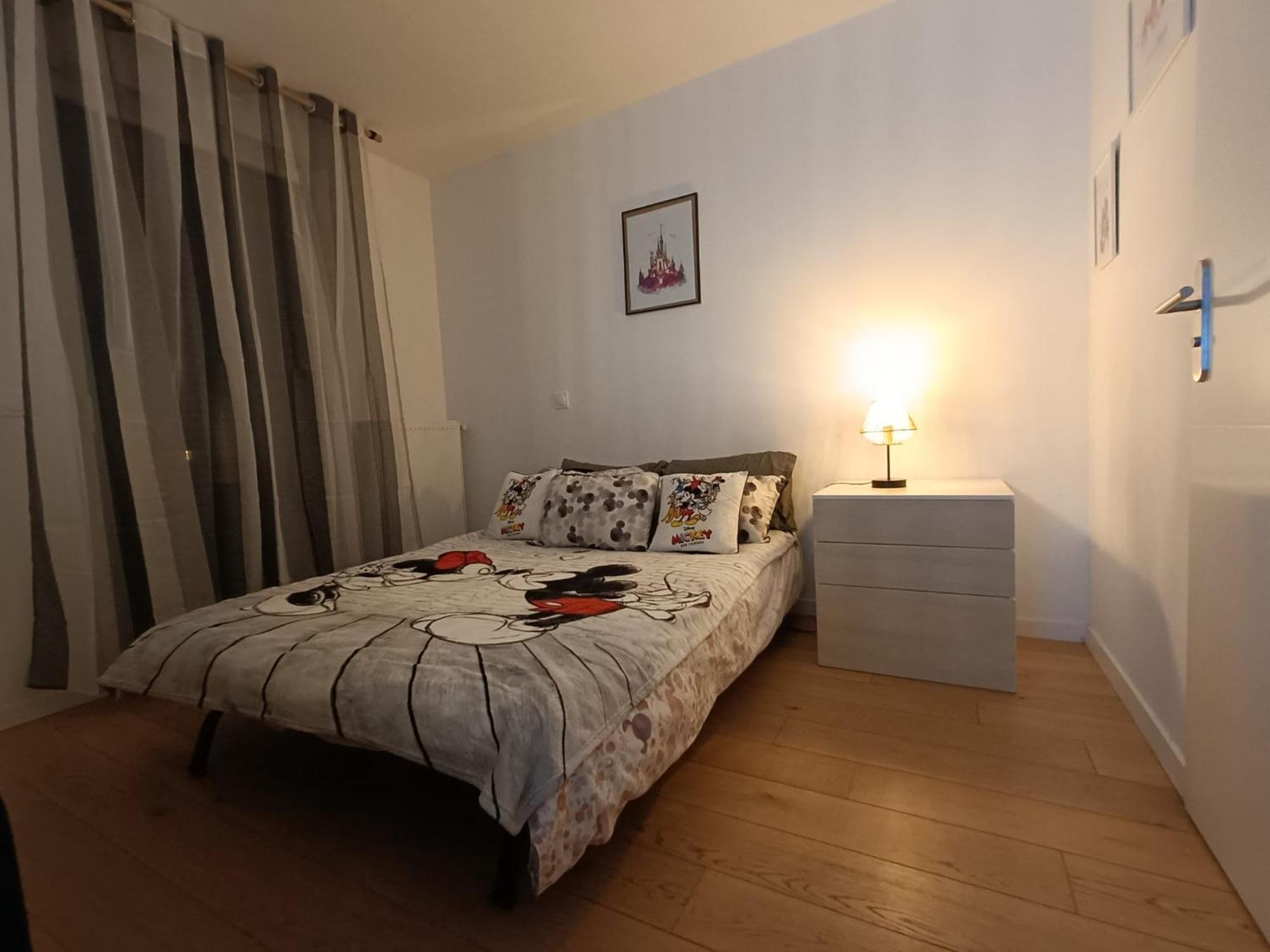 Disney - Paris 5 Min De Disney - Pk Prive Gratuit - 4 Personnes - Terrasse Jardin شيسي المظهر الخارجي الصورة
