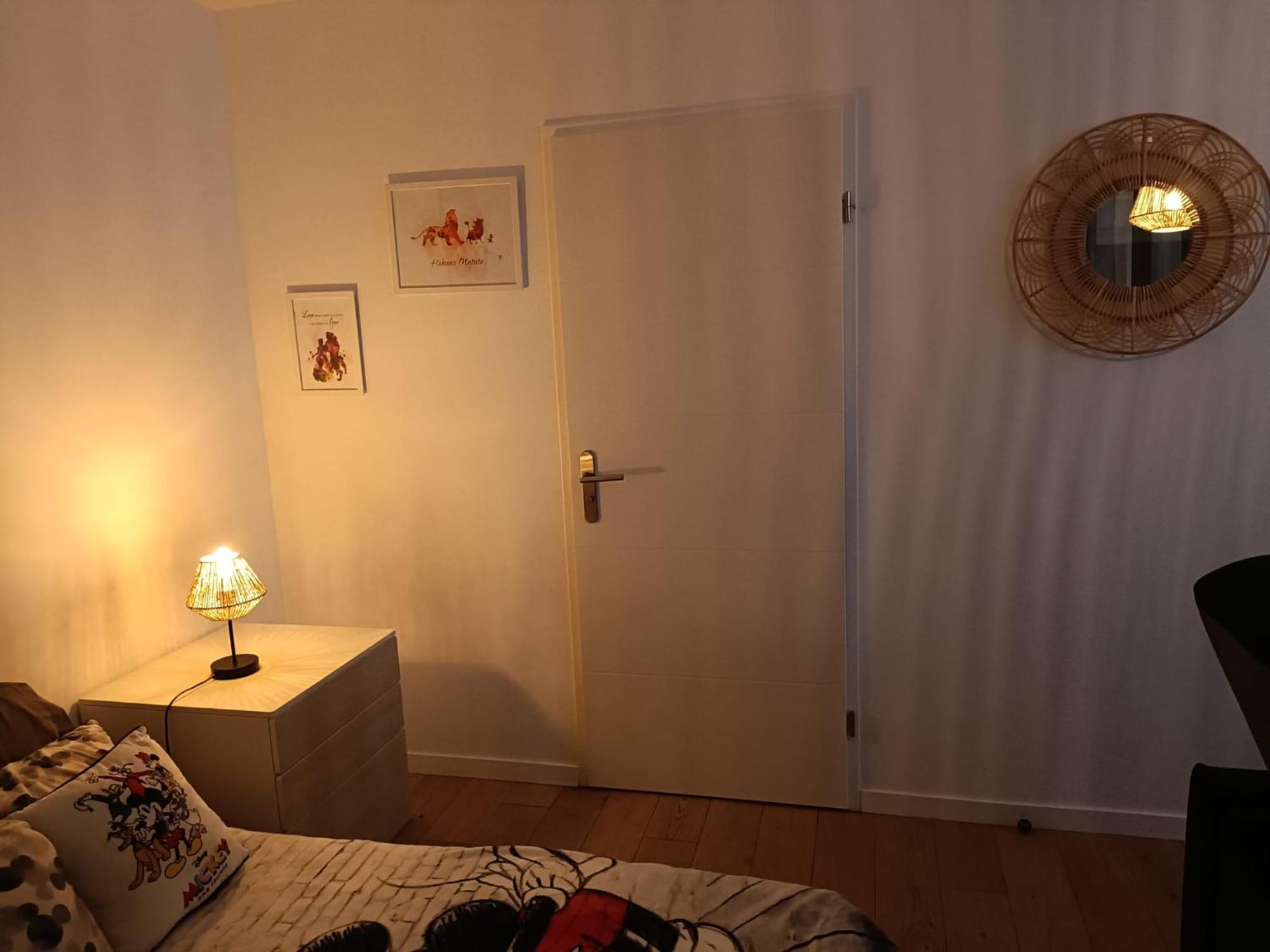 Disney - Paris 5 Min De Disney - Pk Prive Gratuit - 4 Personnes - Terrasse Jardin شيسي المظهر الخارجي الصورة