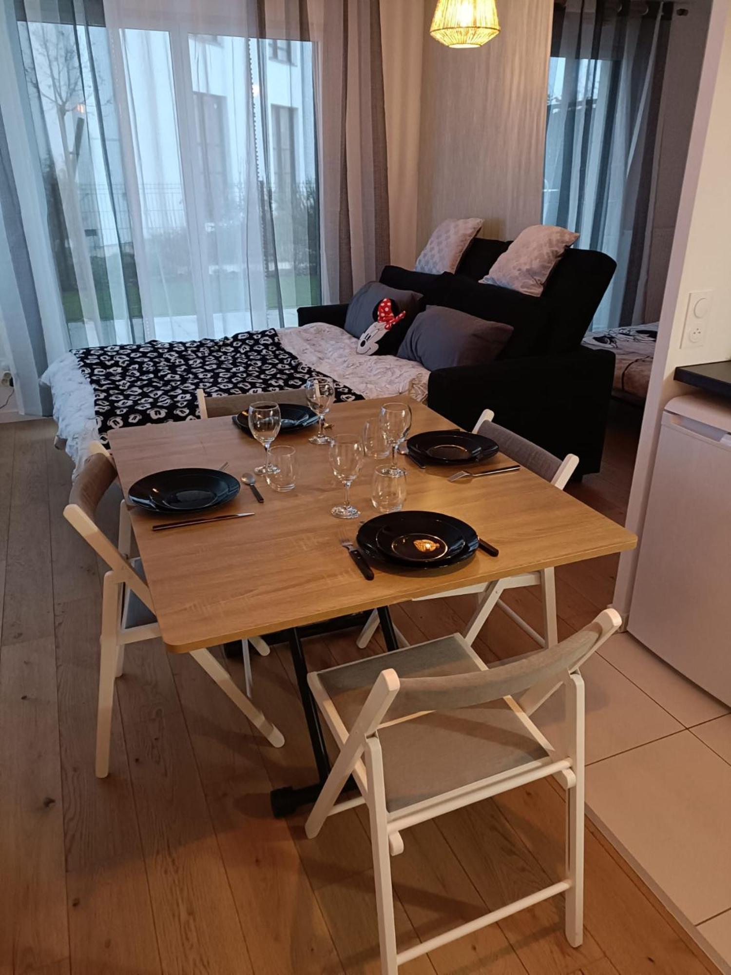 Disney - Paris 5 Min De Disney - Pk Prive Gratuit - 4 Personnes - Terrasse Jardin شيسي المظهر الخارجي الصورة